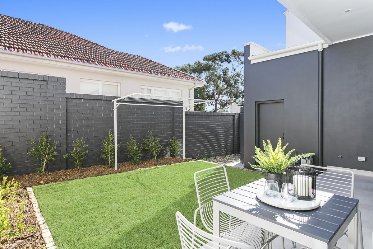 2/214 Burraneer Bay Road, Caringbah South NSW 2229, Image 2