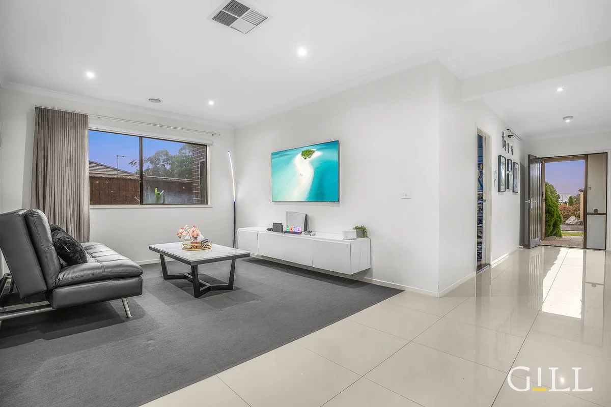 Additional image 3 of 44 Elmtree Crescent, Clyde North VIC 3978