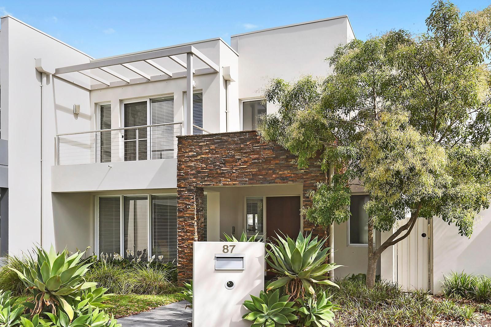 87 Brighton Drive, Bella Vista Property History & Address Research