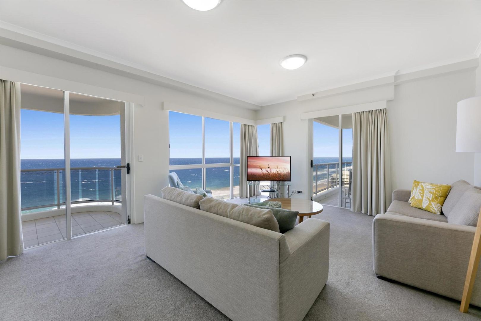 74/59 Pacific Street, Main Beach QLD 4217, Image 2