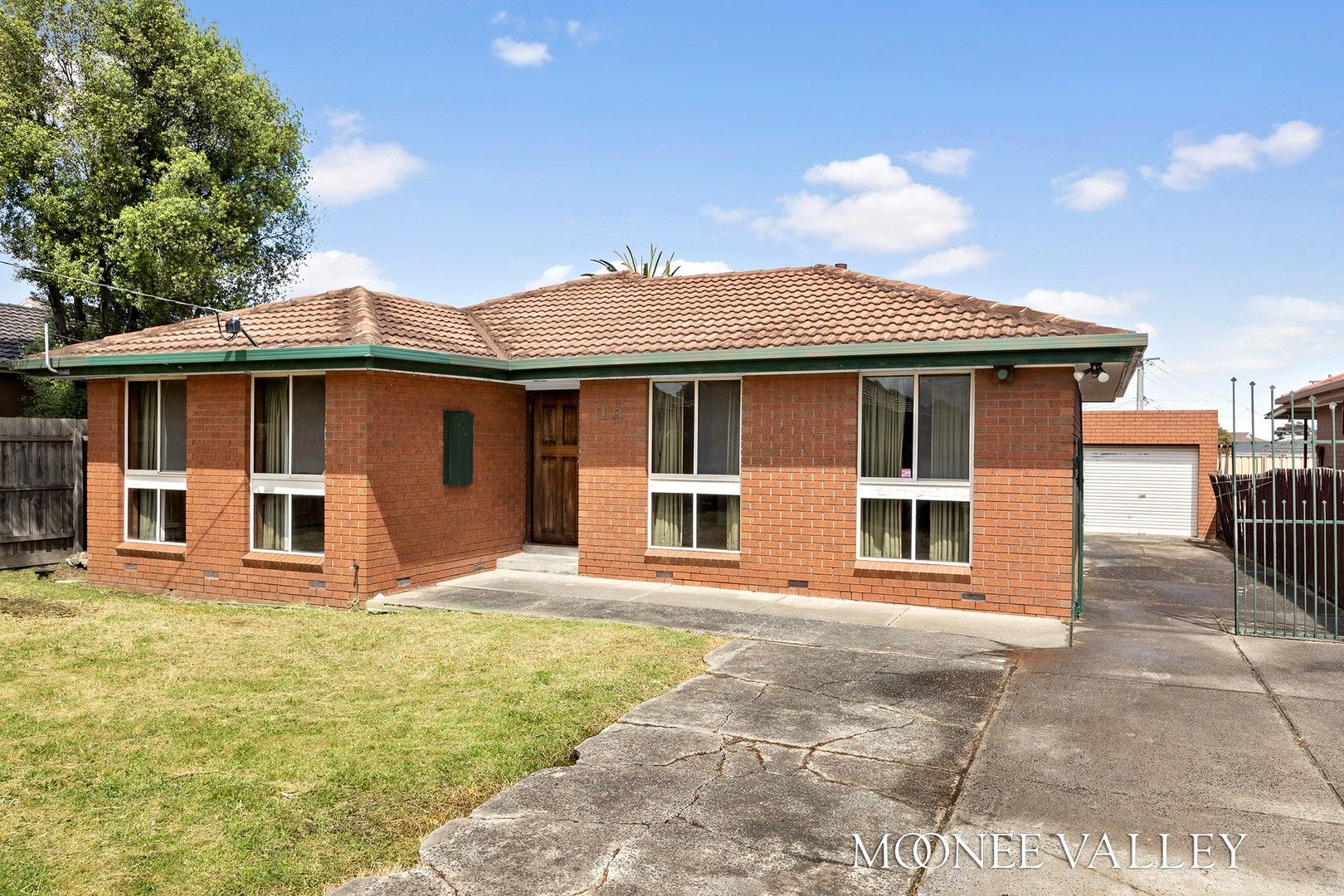 19 Brunton Crescent, Tullamarine VIC 3043, Image 0