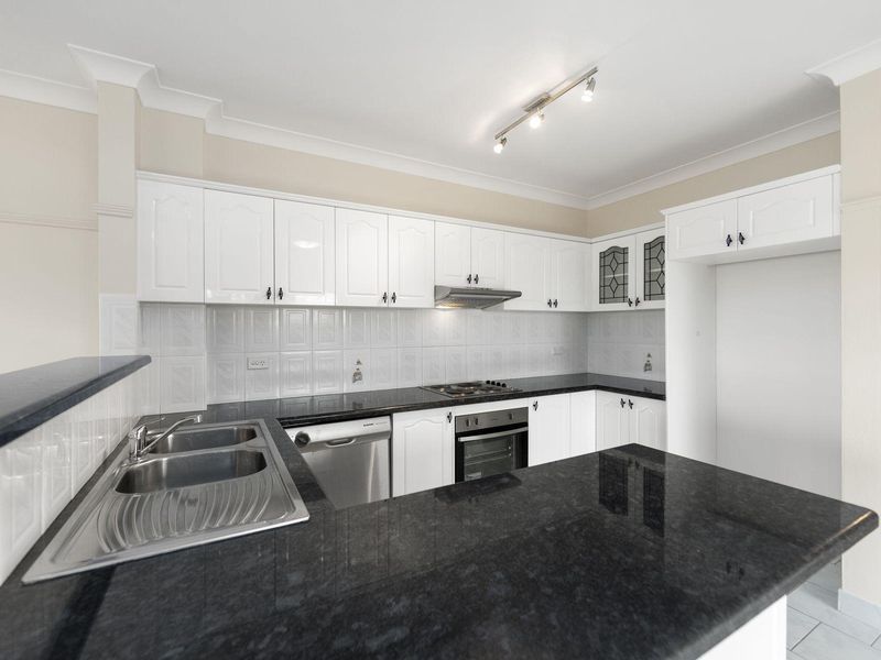 1/44 Frederick Street, Point Frederick NSW 2250, Image 1