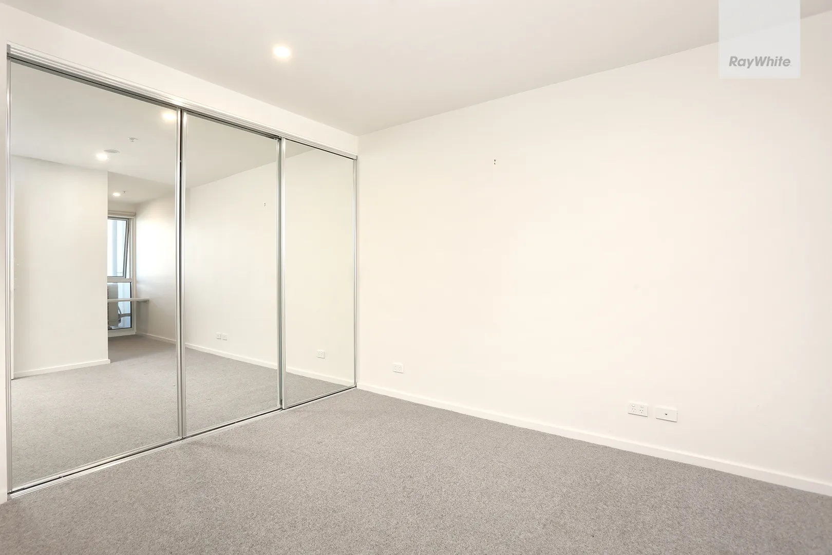 Apartment in Brunswick - View 5