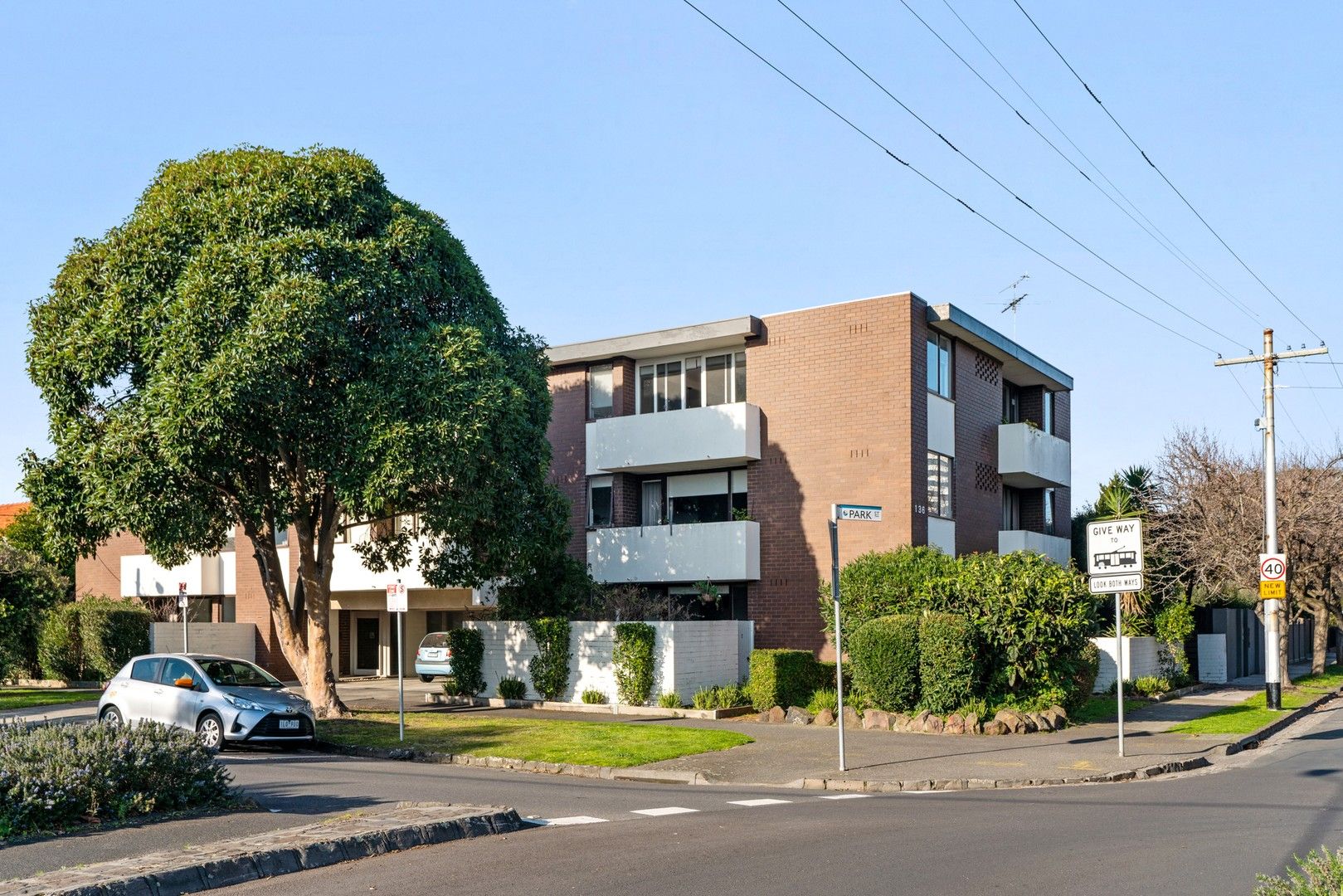 1 bedrooms Apartment / Unit / Flat in 3/136 Park Street ST KILDA WEST VIC, 3182