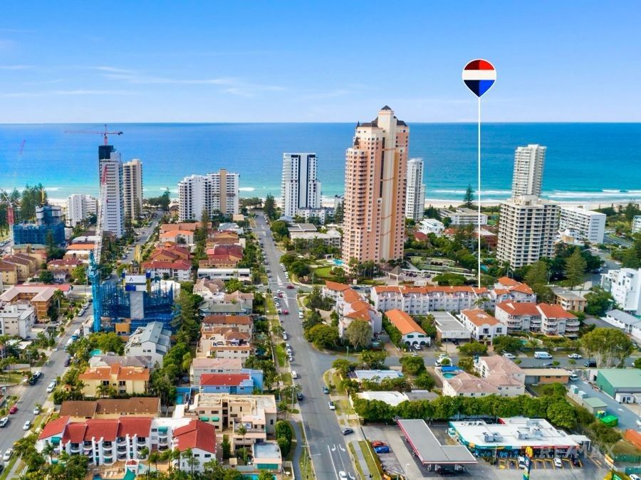 2 bedrooms Apartment / Unit / Flat in 11/36 Australia Avenue BROADBEACH QLD, 4218