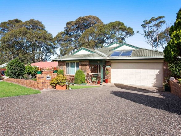 12 Clarke Street, Narooma NSW 2546