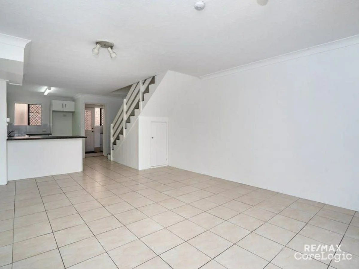 Additional image 5 of 9/9 Jodie Court, Mermaid Waters QLD 4218