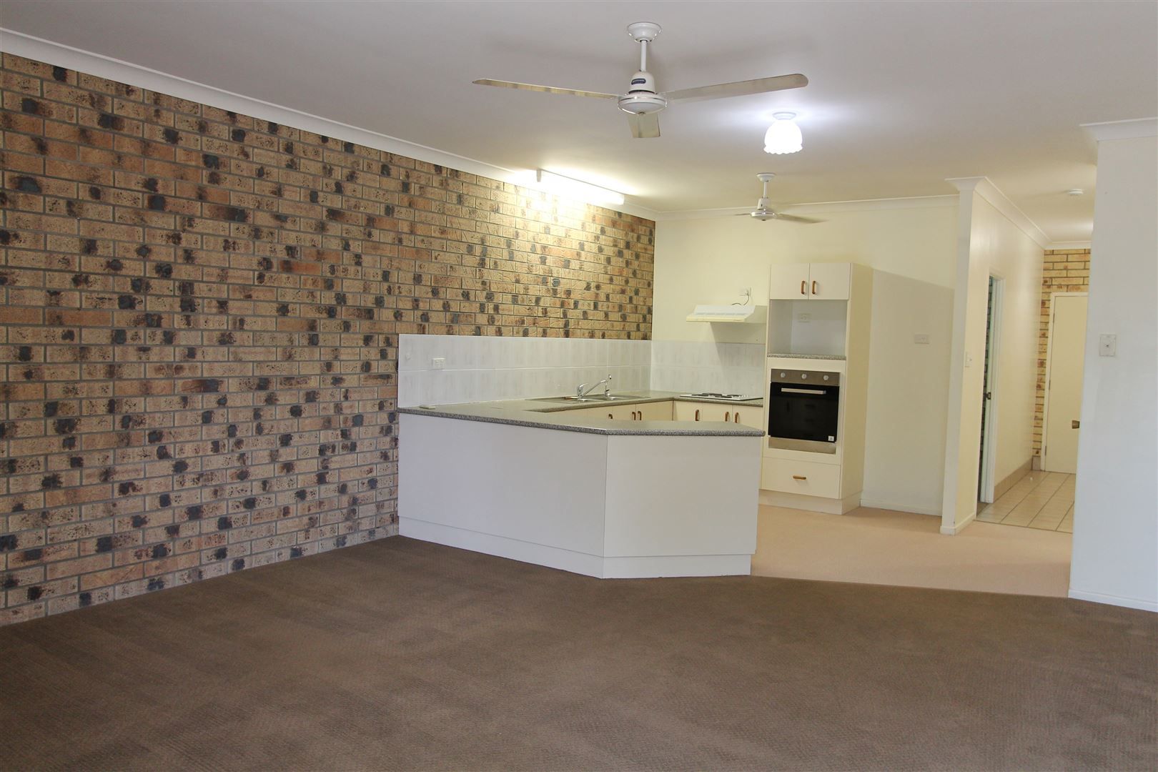 2/68 Munro Street, Ayr QLD 4807, Image 2