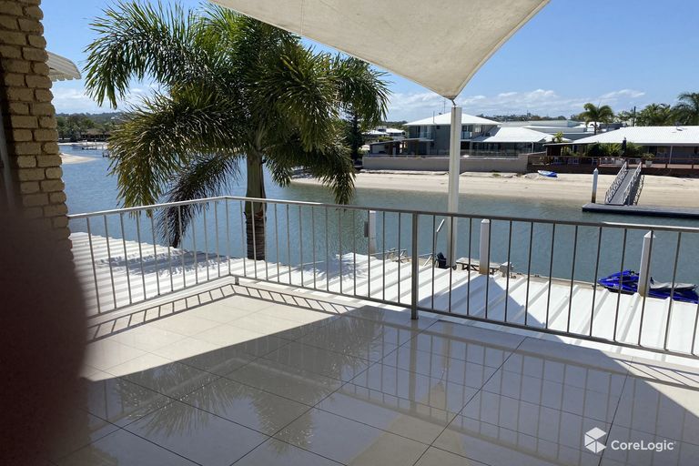 3 bedrooms Apartment / Unit / Flat in 4/25 Woomba Place MOOLOOLABA QLD, 4557