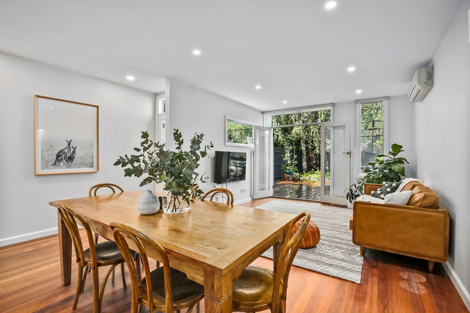 12 Melbourne Road, Williamstown VIC 3016, Image 2