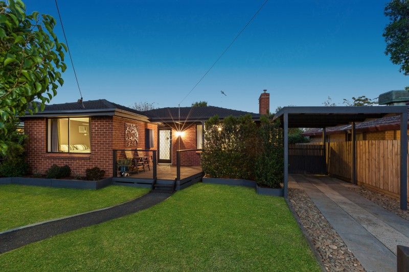 8 Dundas Avenue, Sunbury VIC 3429, Image 0