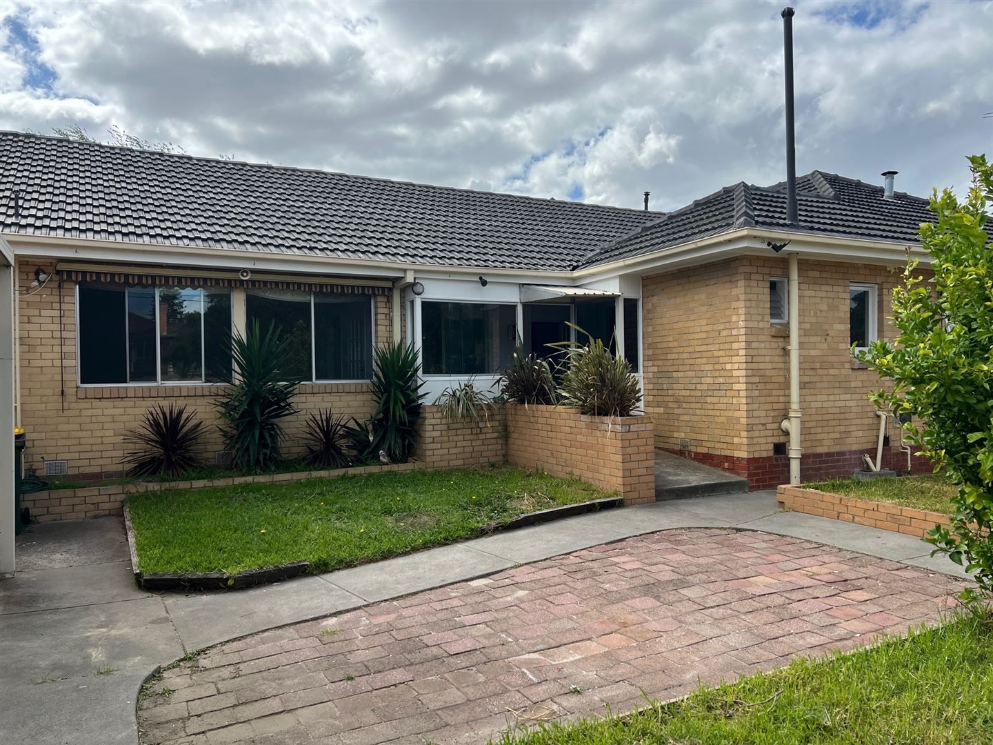 5 bedrooms House in 1 Brad street BENTLEIGH EAST VIC, 3165