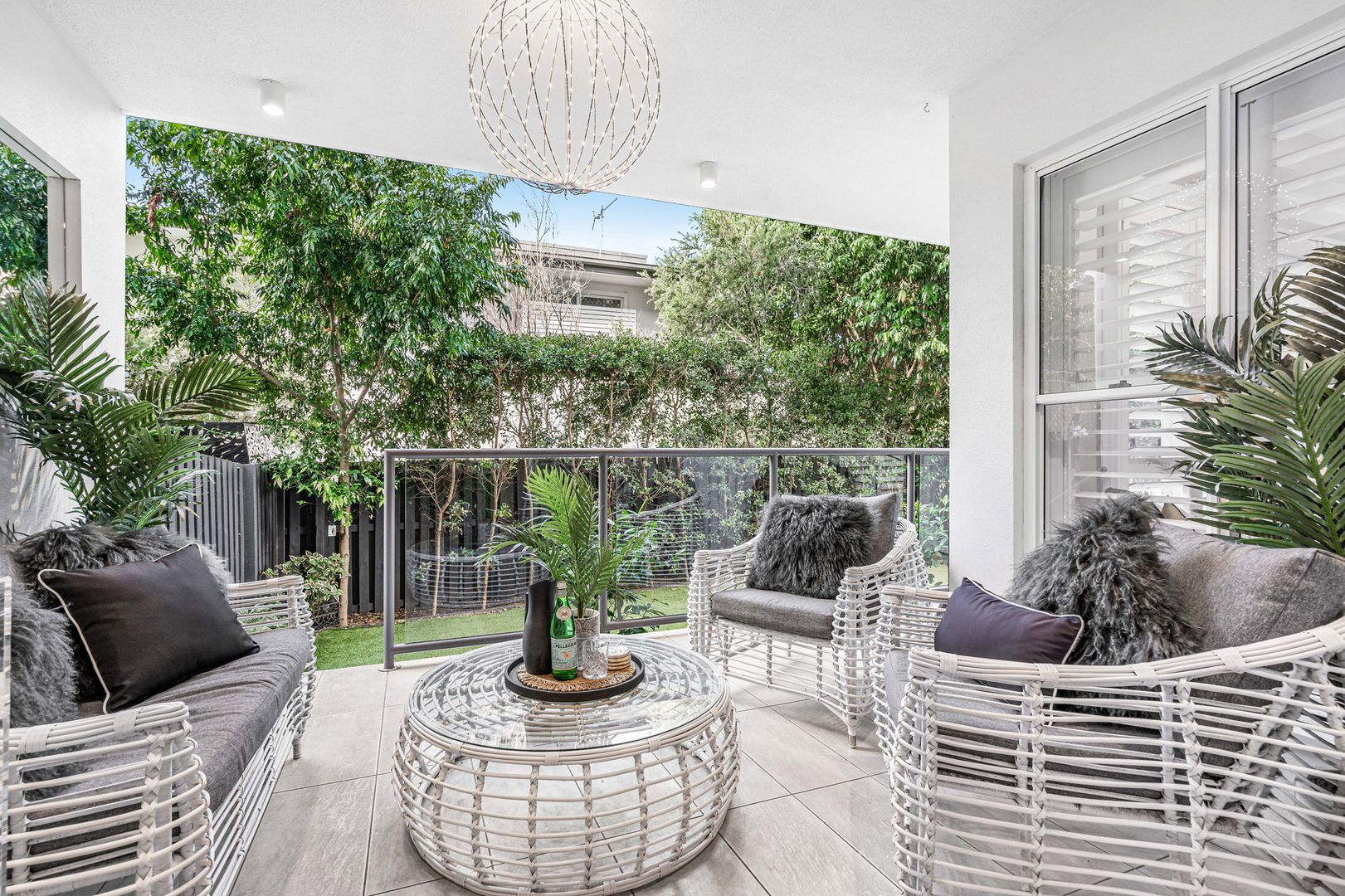 2/156 Kingsley Terrace, Manly QLD 4179, Image 2