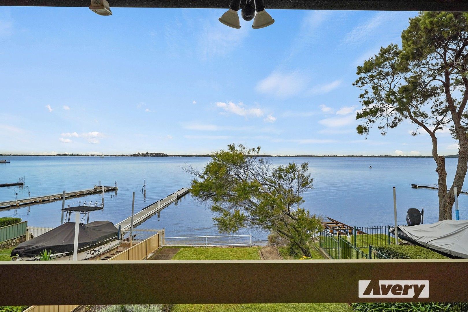 10 Grant Road, Coal Point NSW 2283, Image 1