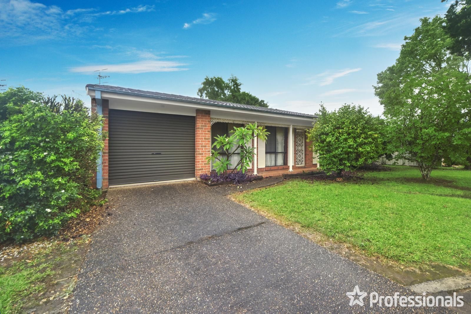 34 Ferntree Drive, Bomaderry NSW 2541, Image 0