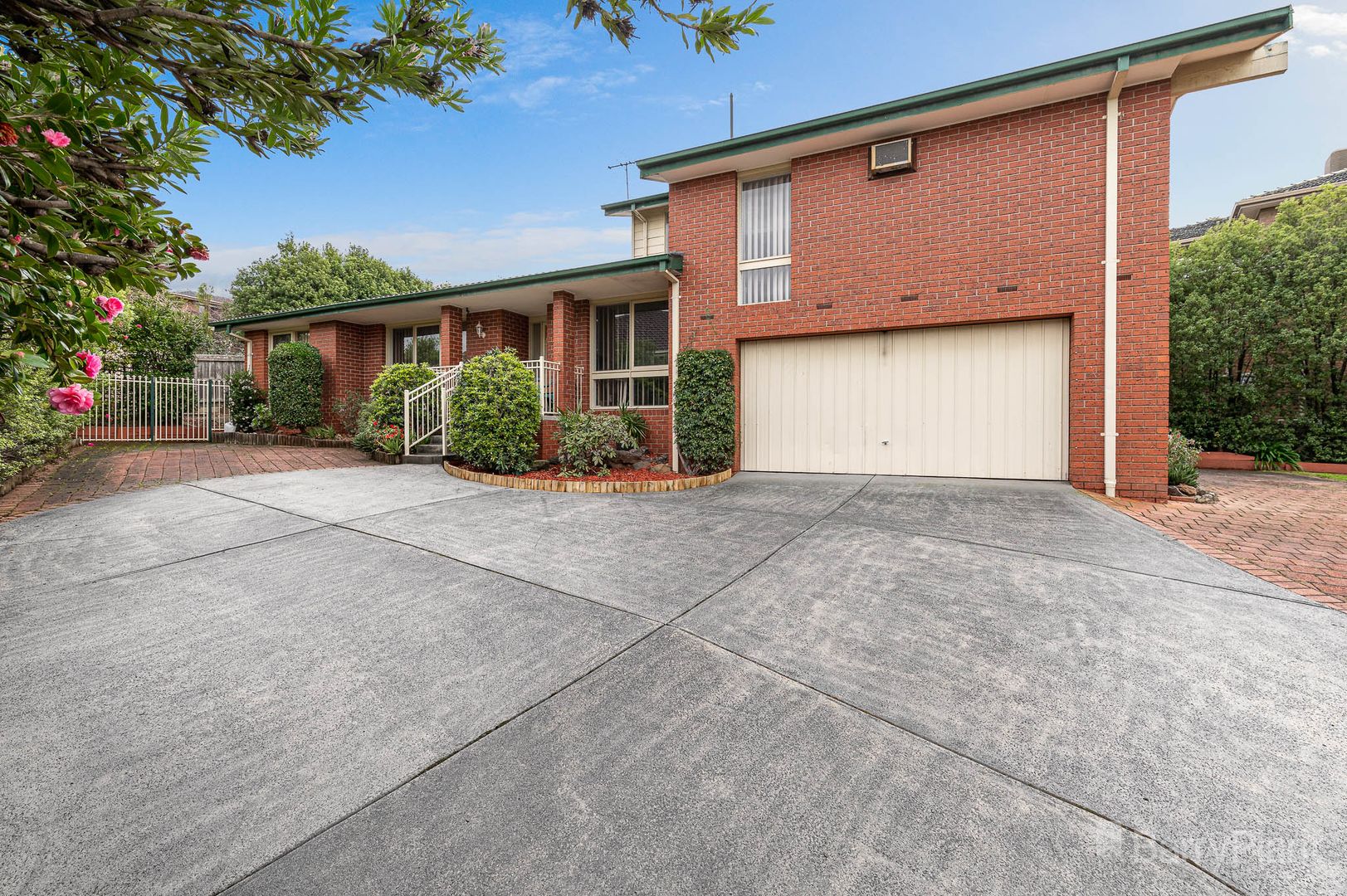 38 William Hovell Drive, Endeavour Hills VIC 3802, Image 1