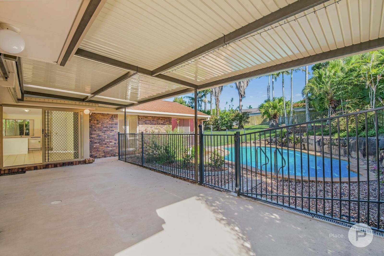 17 McPherson Road, Sinnamon Park QLD 4073, Image 2