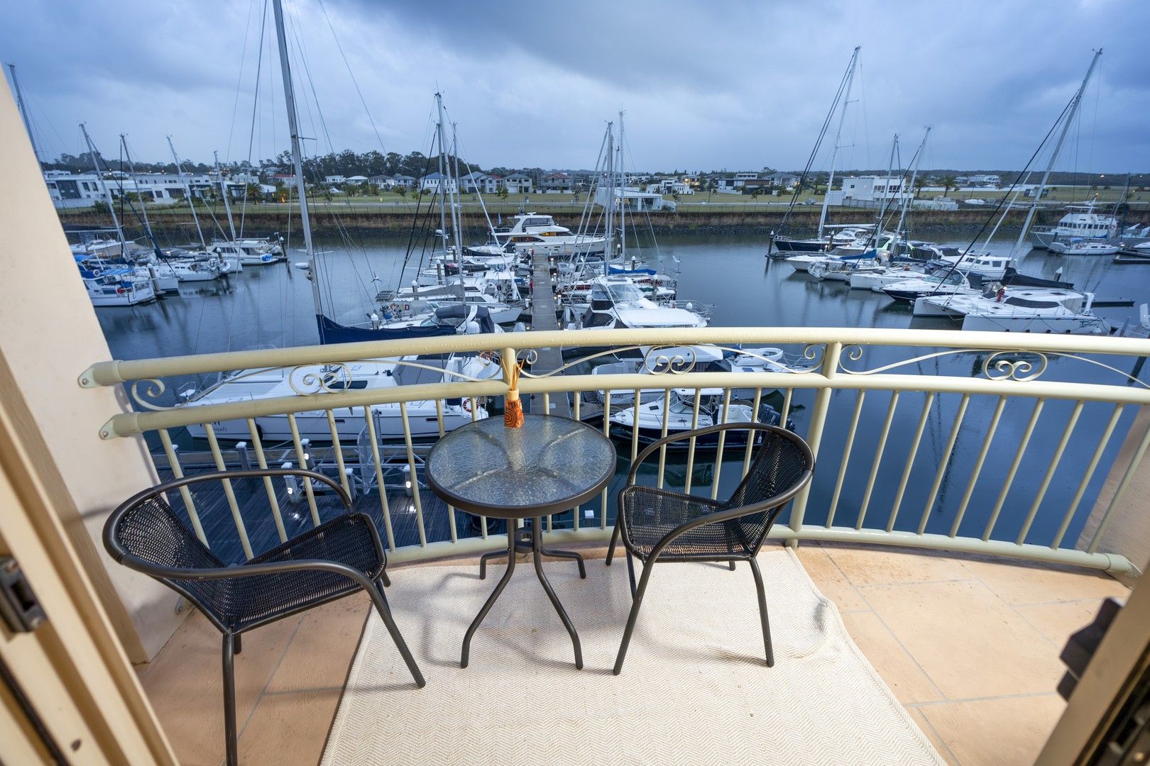 1 bedrooms Apartment / Unit / Flat in 3027/56 John Lund Dr HOPE ISLAND QLD, 4212