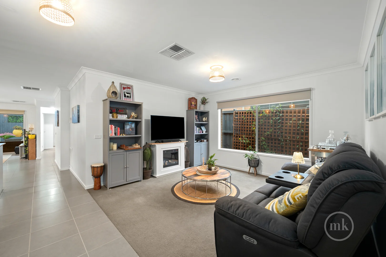 Additional image 2 of 33 Peterborough Drive, Doreen VIC 3754