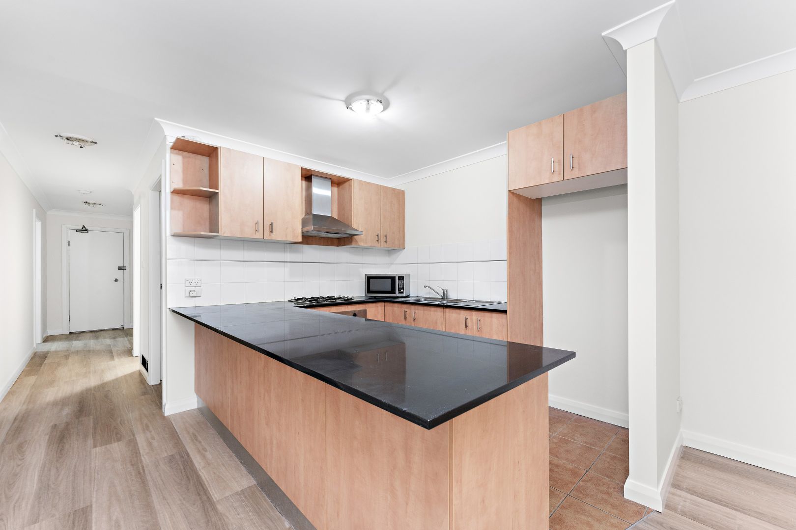 1/4 Victoria Street, Wollongong NSW 2500, Image 2