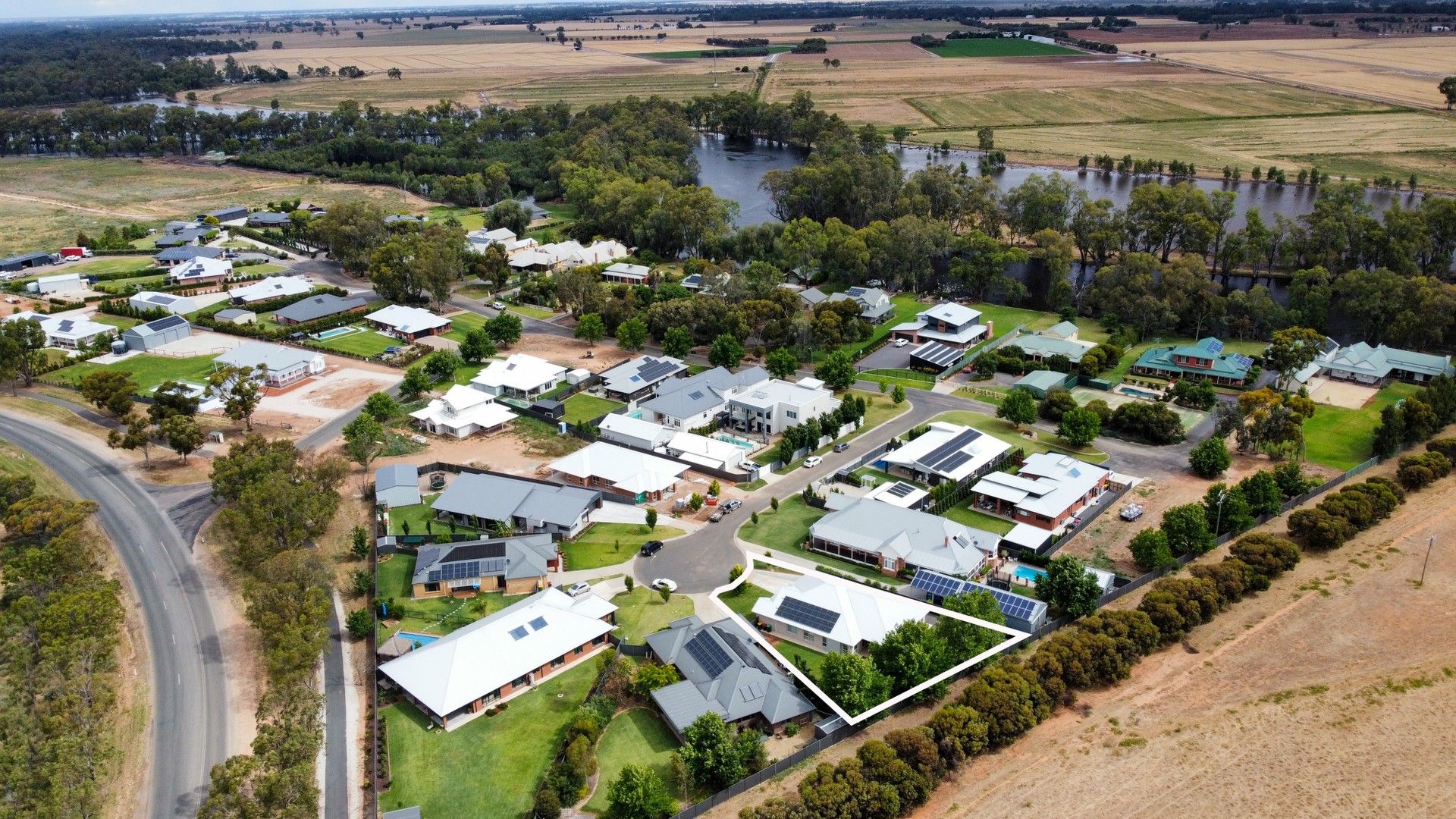 3 Shearers Court Murray Downs NSW 2734 Domain