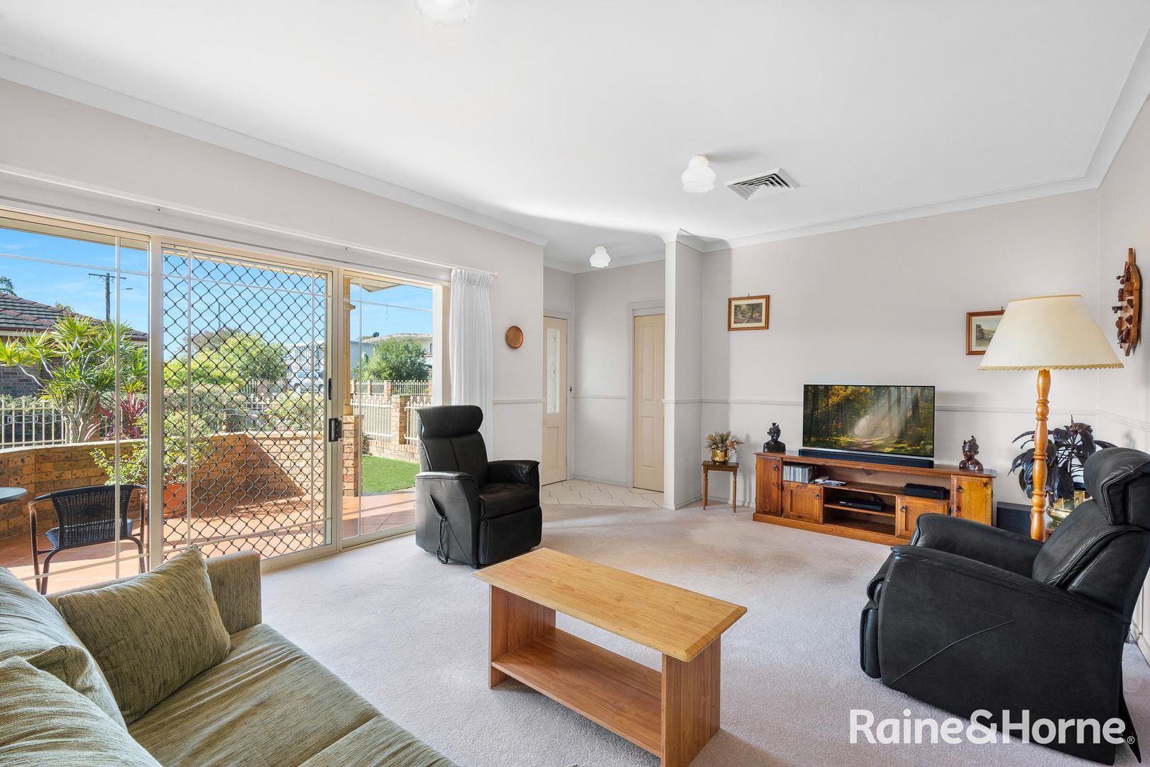 8/10 Ingestre Avenue, Shoalhaven Heads NSW 2535, Image 2