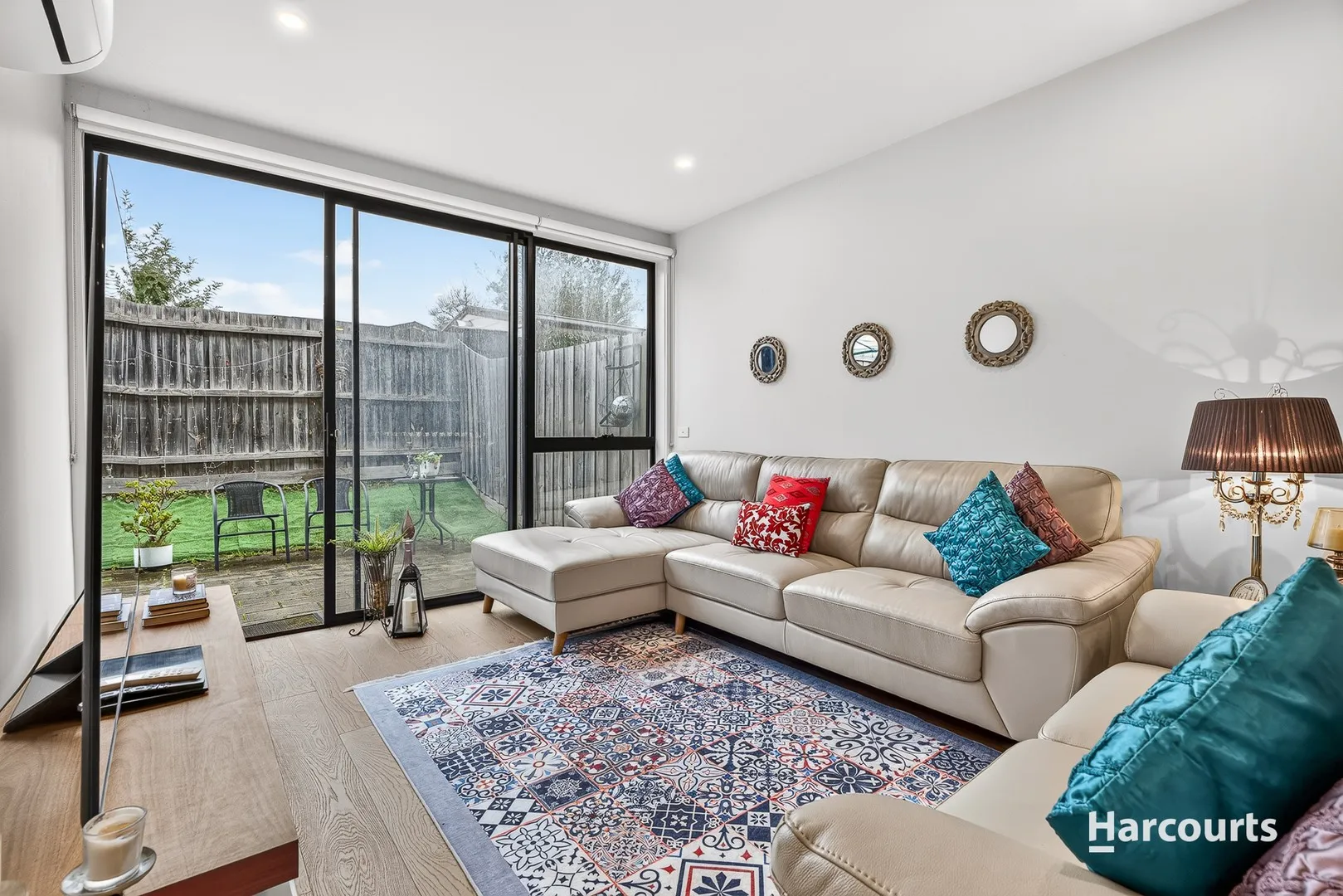 Boutique Contemporary Retreat Minutes from Box Hill and PLC, Blackburn South