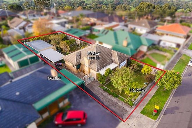 Picture of 4 Johnson Street, AVONDALE HEIGHTS VIC 3034