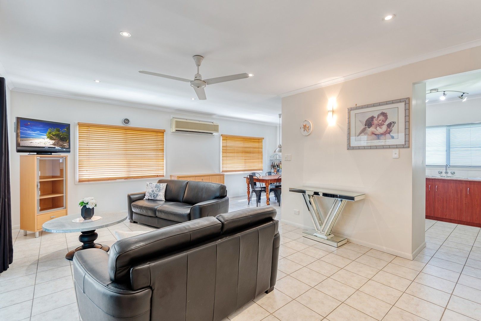25 Norris Street, Whitfield QLD 4870, Image 2