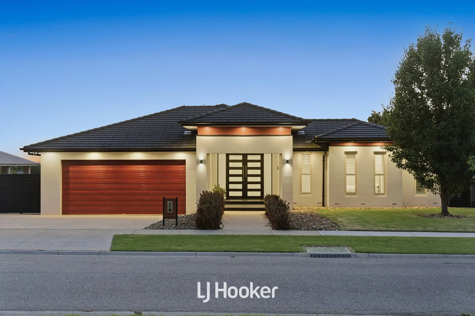 7 Tara Park Close, Narre Warren North VIC 3804