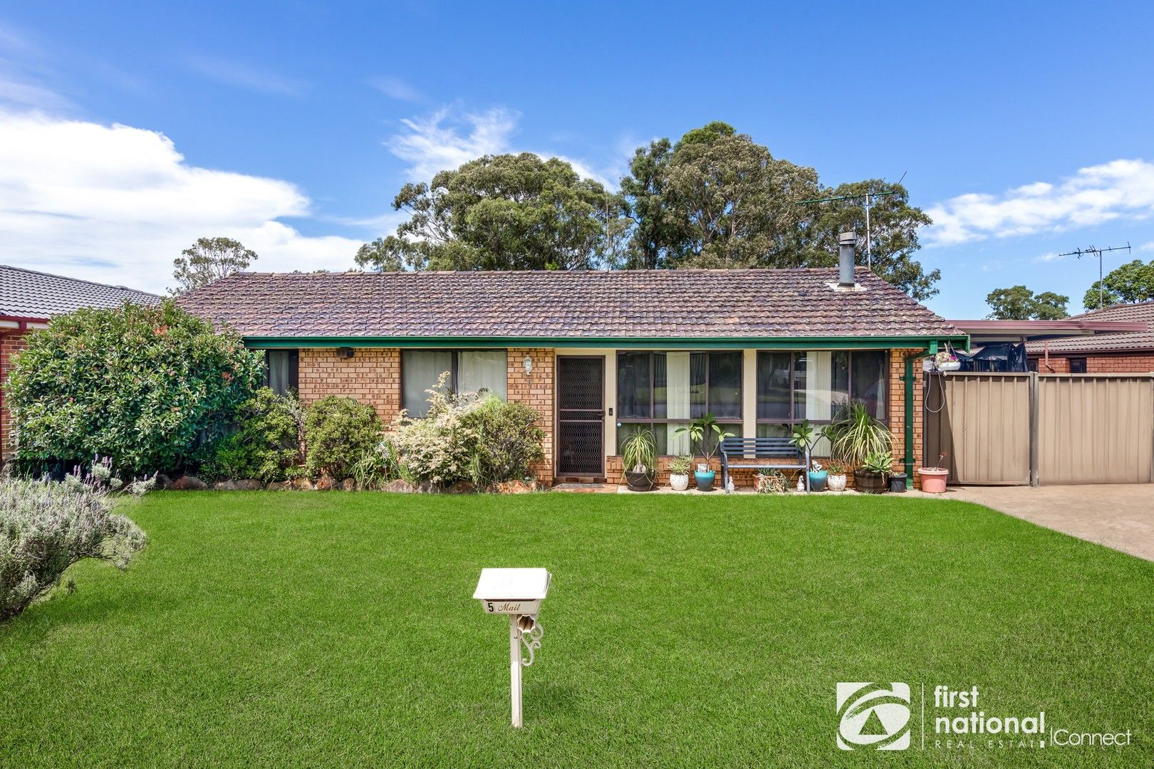 5 Howell Crescent, South Windsor NSW 2756, Image 0