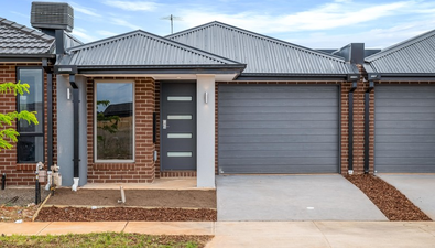 Picture of 38 Huntingfield Street, THORNHILL PARK VIC 3335