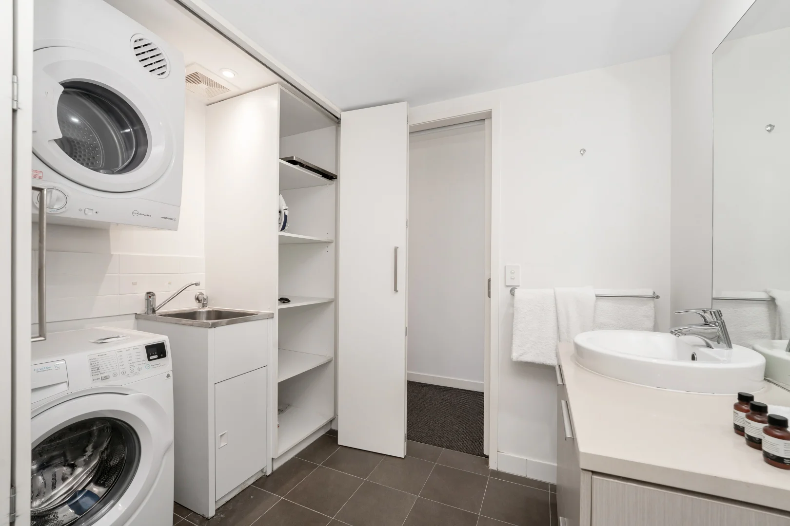 Additional image 7 of 28/4 Aplin Street, Townsville City QLD 4810