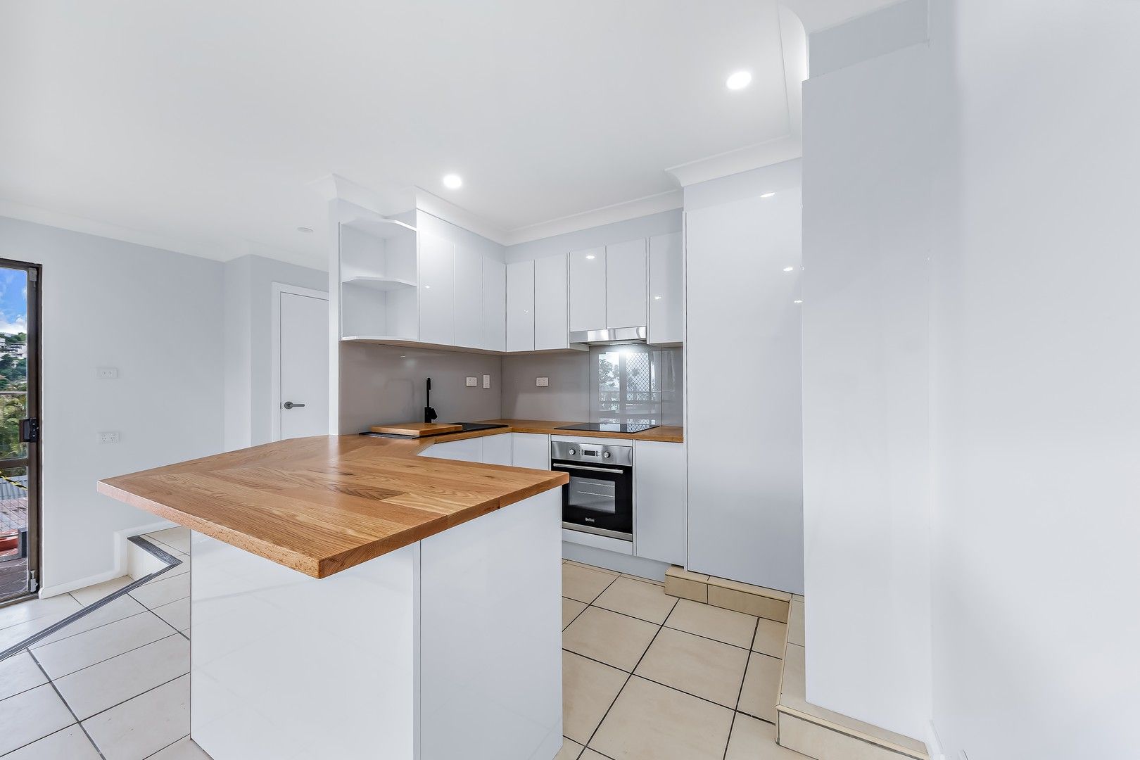 1/5 Lewis Street, Airlie Beach QLD 4802 House For Rent 490 Domain