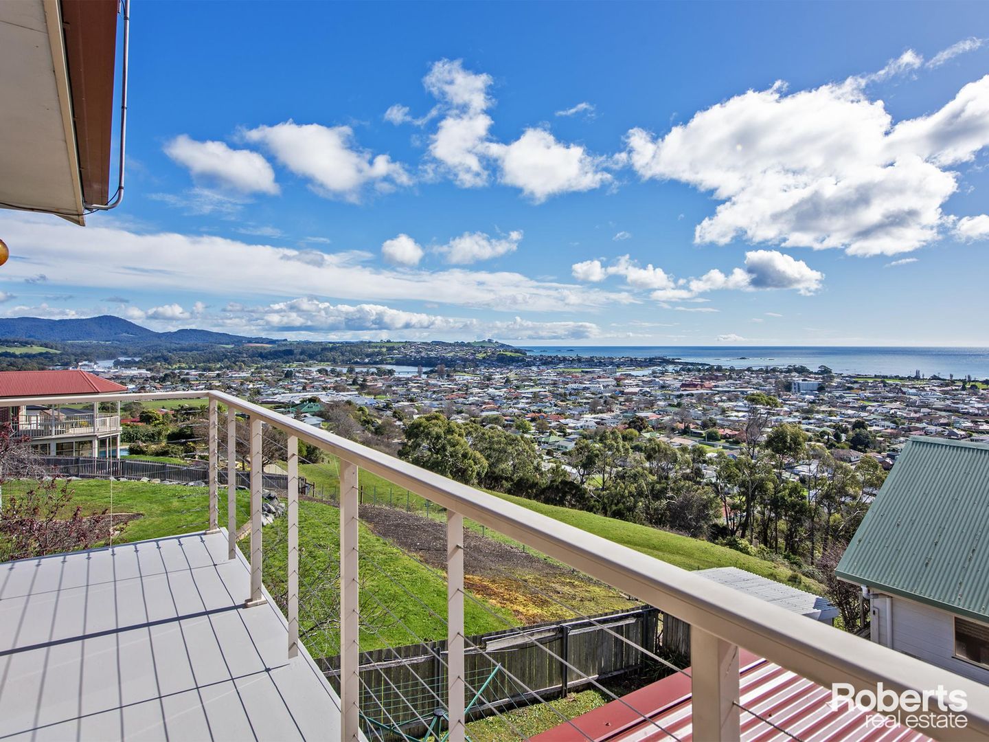 10 Laurel Place, Ulverstone TAS 7315, Image 2