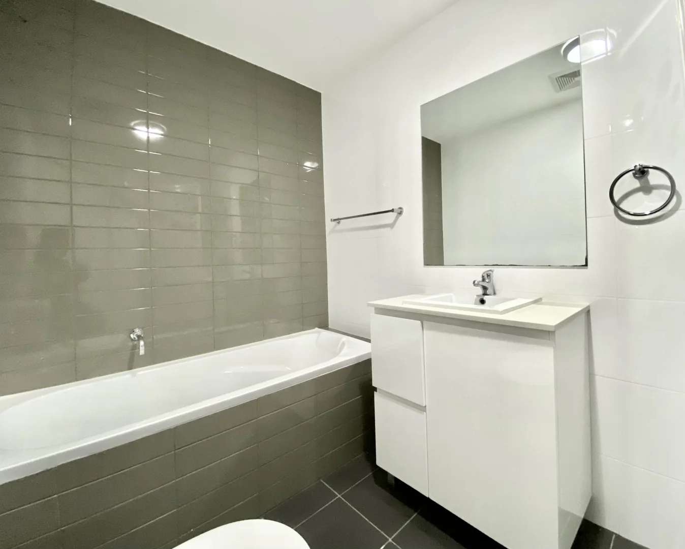 Additional image 8 of 23/12-20 Tyler Street, Campbelltown NSW 2560