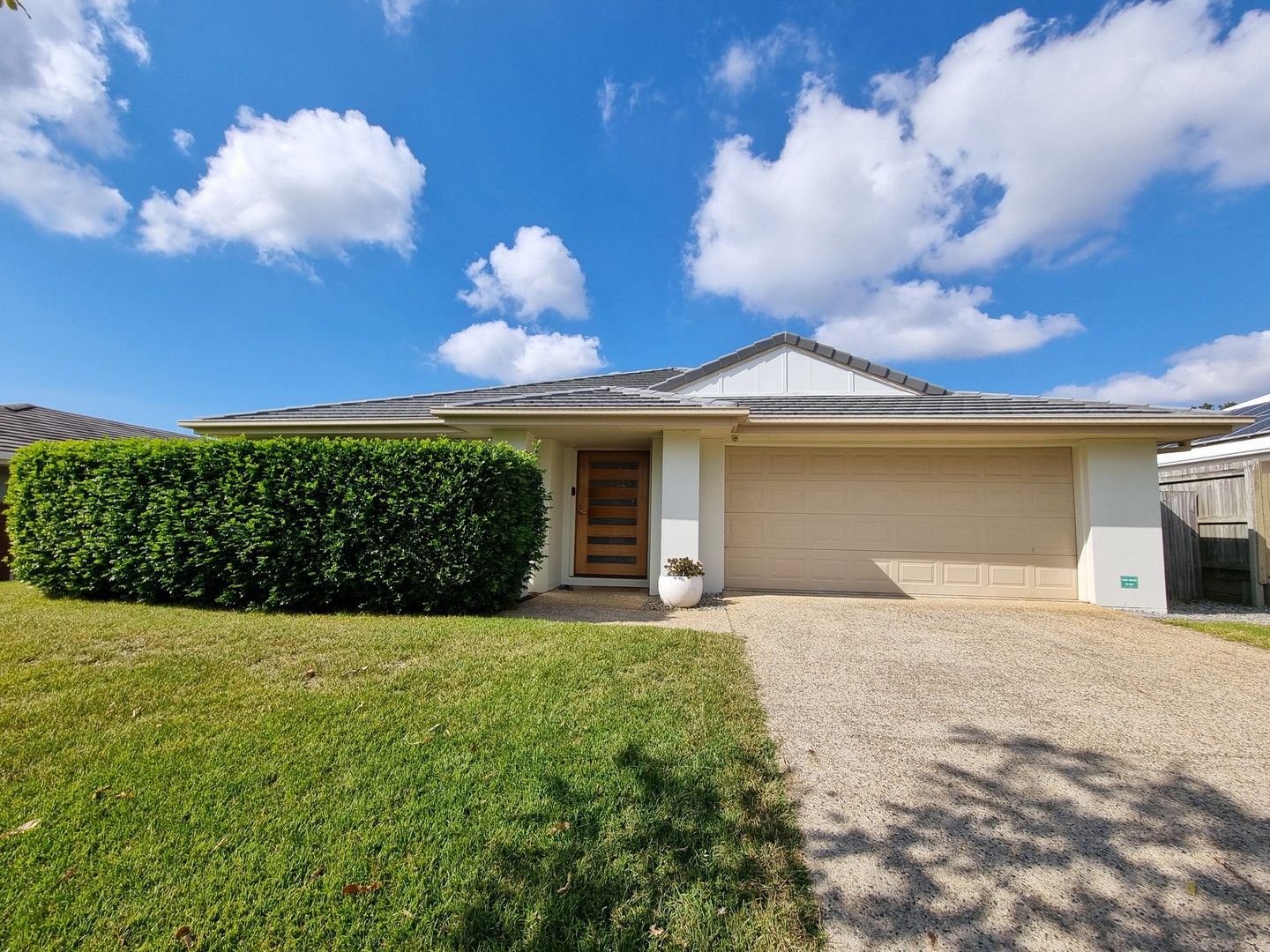 4 bedrooms House in 30 BAYBREEZE CRESCENT MURRUMBA DOWNS QLD, 4503