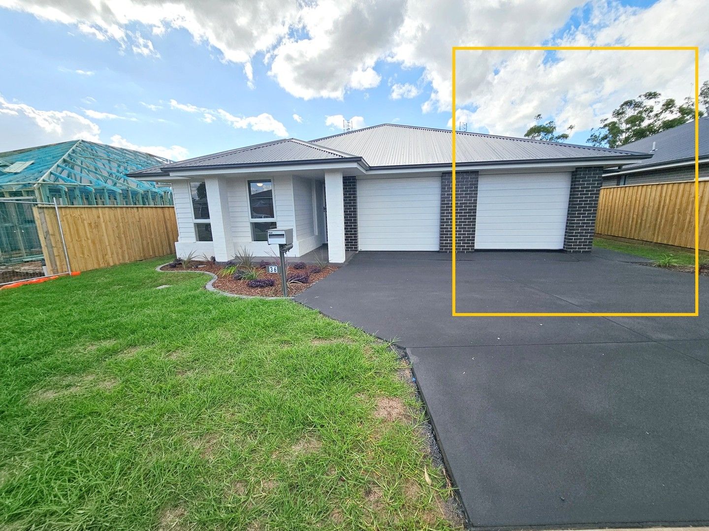 2 bedrooms Duplex in 36a Gregory Street LOCHINVAR NSW, 2321