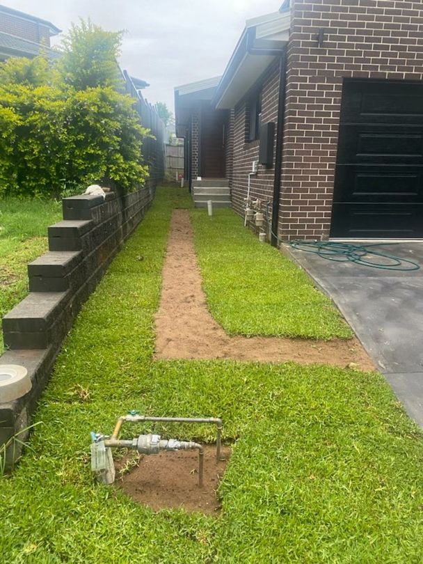 33A Fleming Drive, Campbelltown NSW 2560 - House For Rent | Domain
