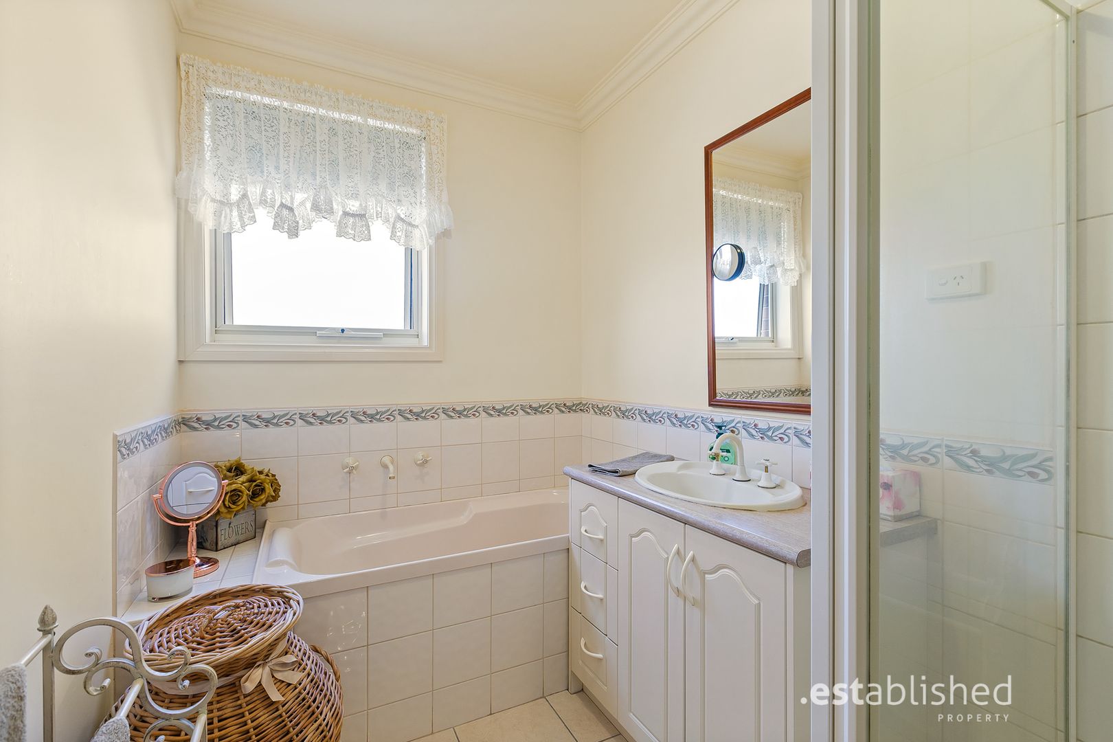 2/20 Hawthorn Drive, Hoppers Crossing VIC 3029, Image 2