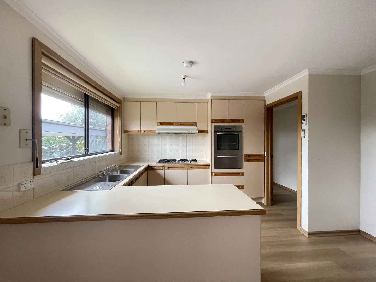 Additional image 4 of 5 Harwood Close, Mill Park VIC 3082