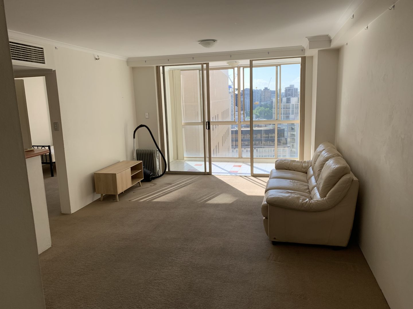 122 398 Pitt Street Sydney Nsw 2000 Apartment For Rent 870 Domain