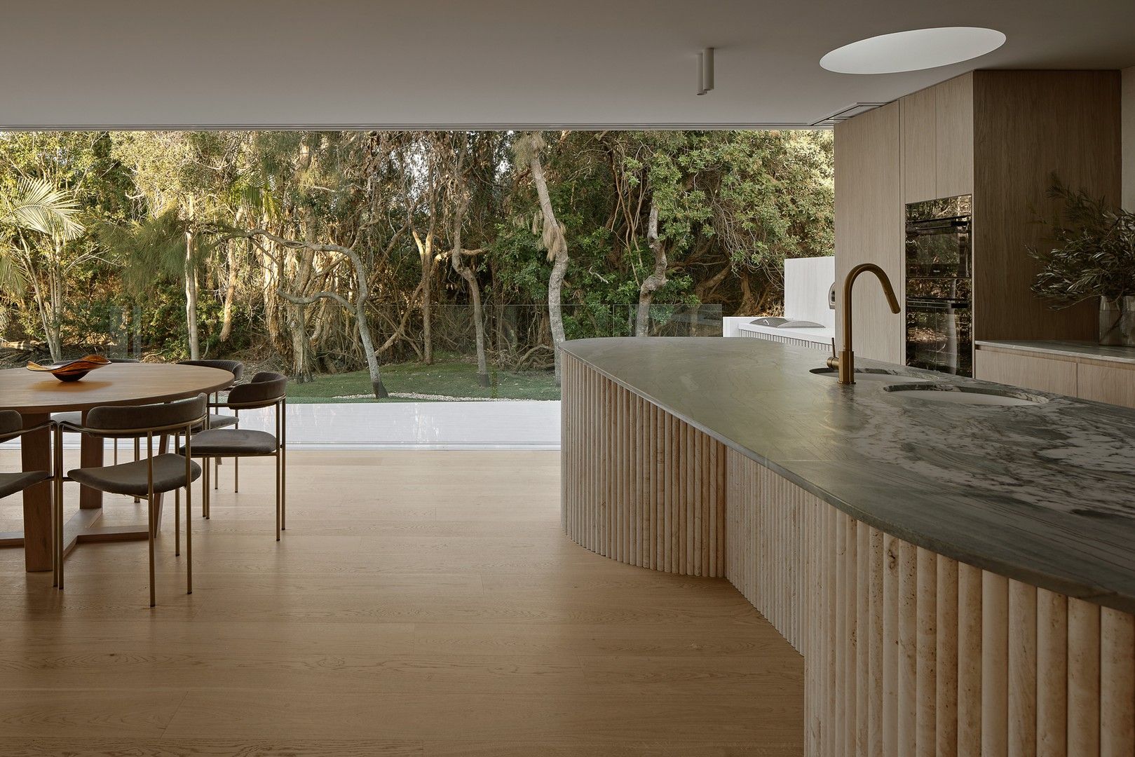 4 bedrooms House in 107 Oceanic Drive WARANA QLD, 4575