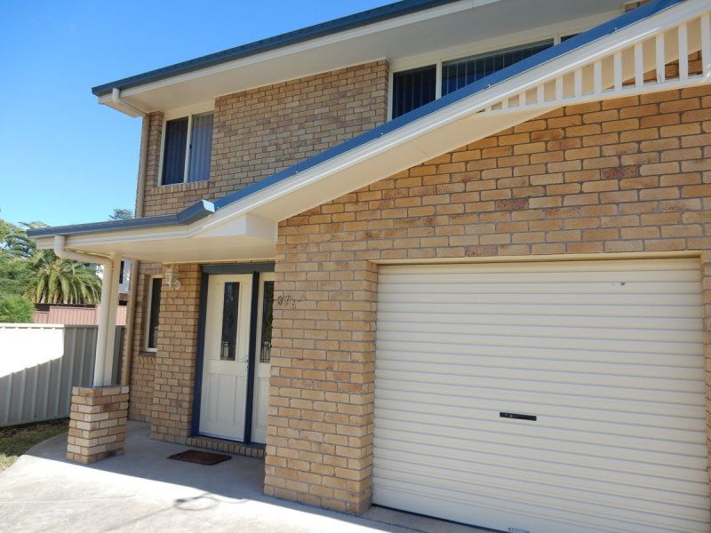 2 bedrooms Apartment / Unit / Flat in 37A Queens Terrace INVERELL NSW, 2360
