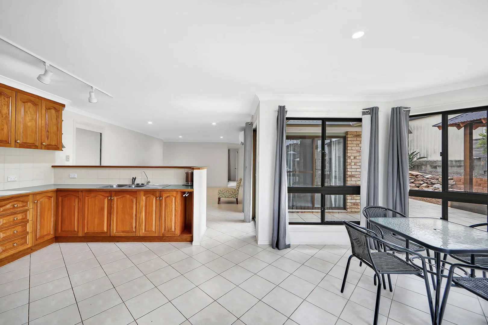 Additional image 12 of 10 Reynella Drive, Avoca QLD 4670