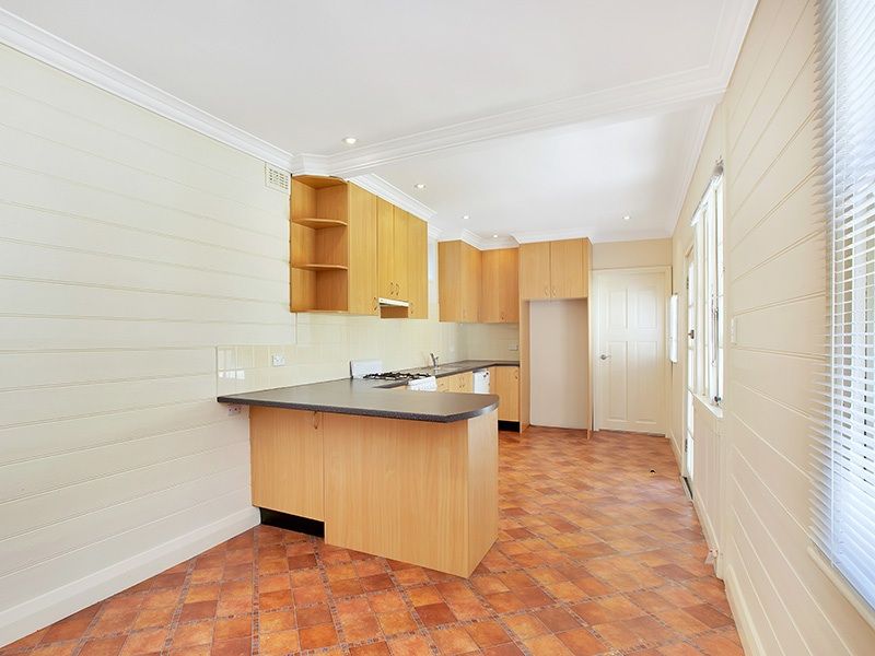 7 Broderick Street, Balmain NSW 2041, Image 2