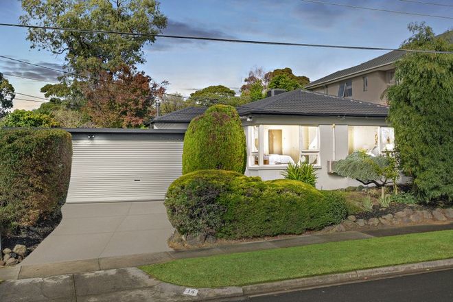 Picture of 14 Brynor Crescent, GLEN WAVERLEY VIC 3150