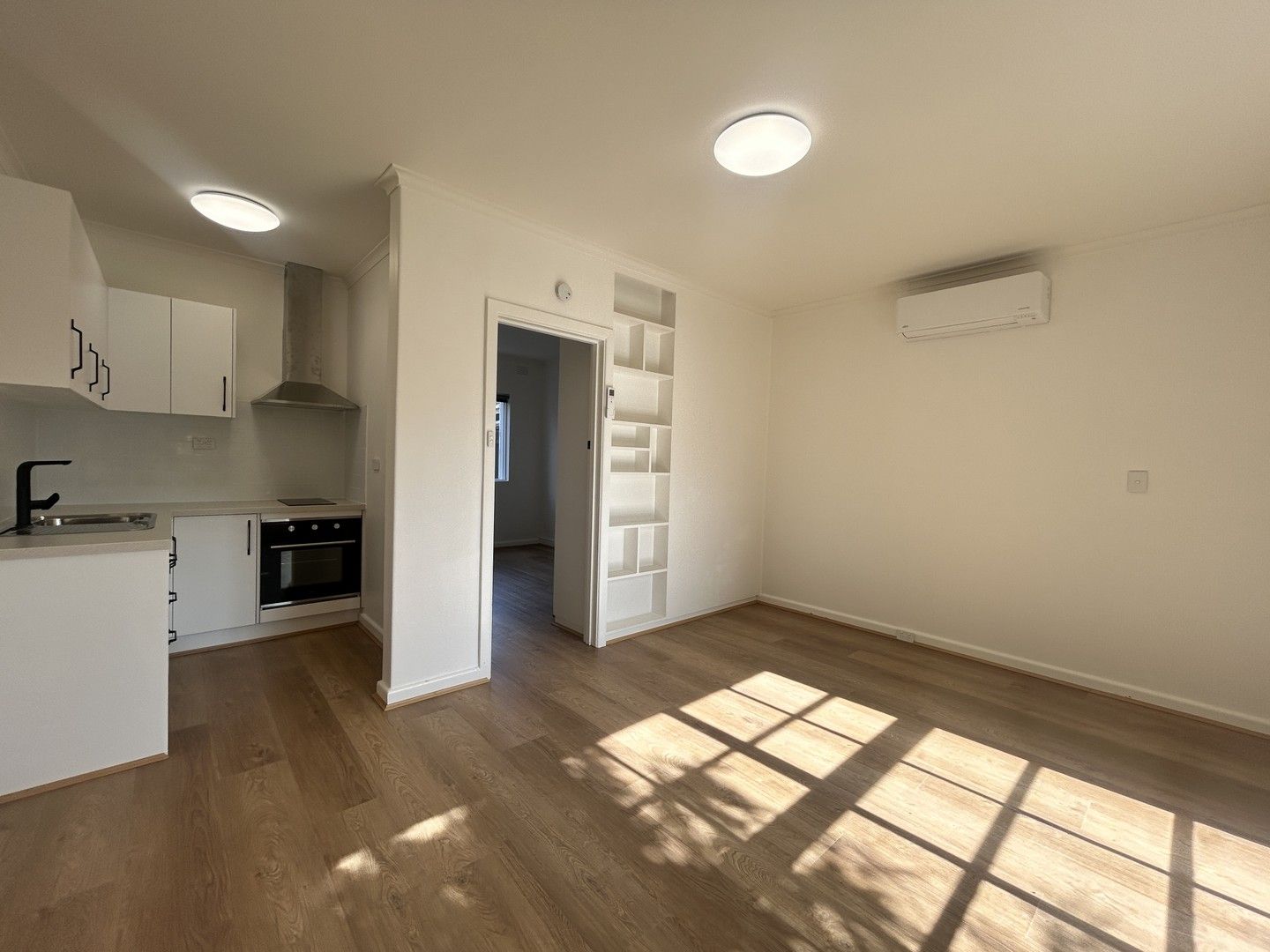 1 bedrooms Apartment / Unit / Flat in 3/59 Hobart Road MURRUMBEENA VIC, 3163