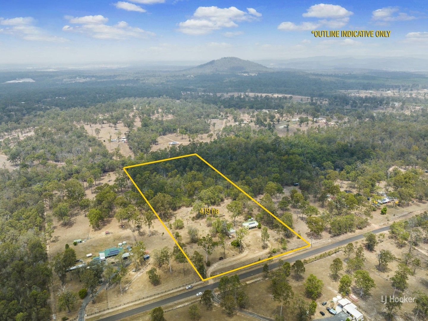 31 Cambridge Drive, Mount Hallen QLD 4312, Image 0