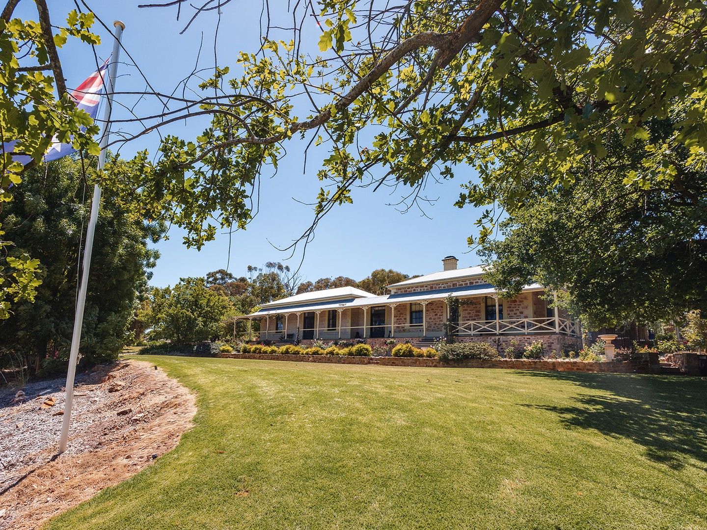 400 Main North Road, Clare SA 5453, Image 0